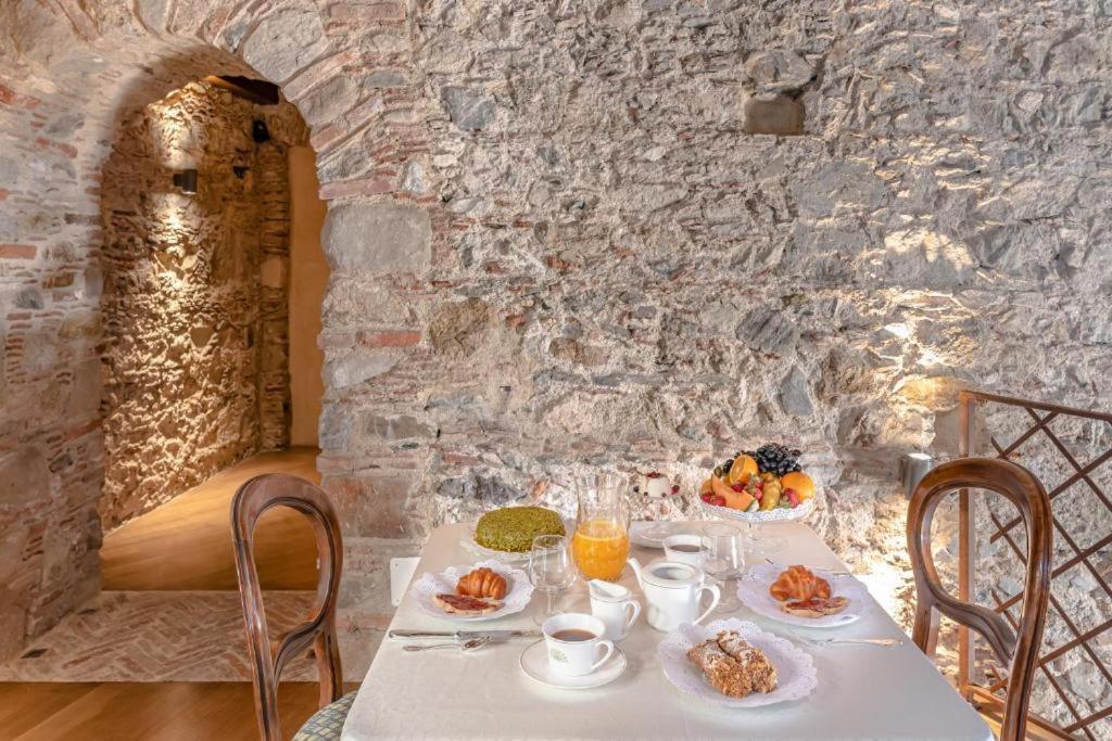 Bar Vitelli Charming suites Savoca Extérieur photo