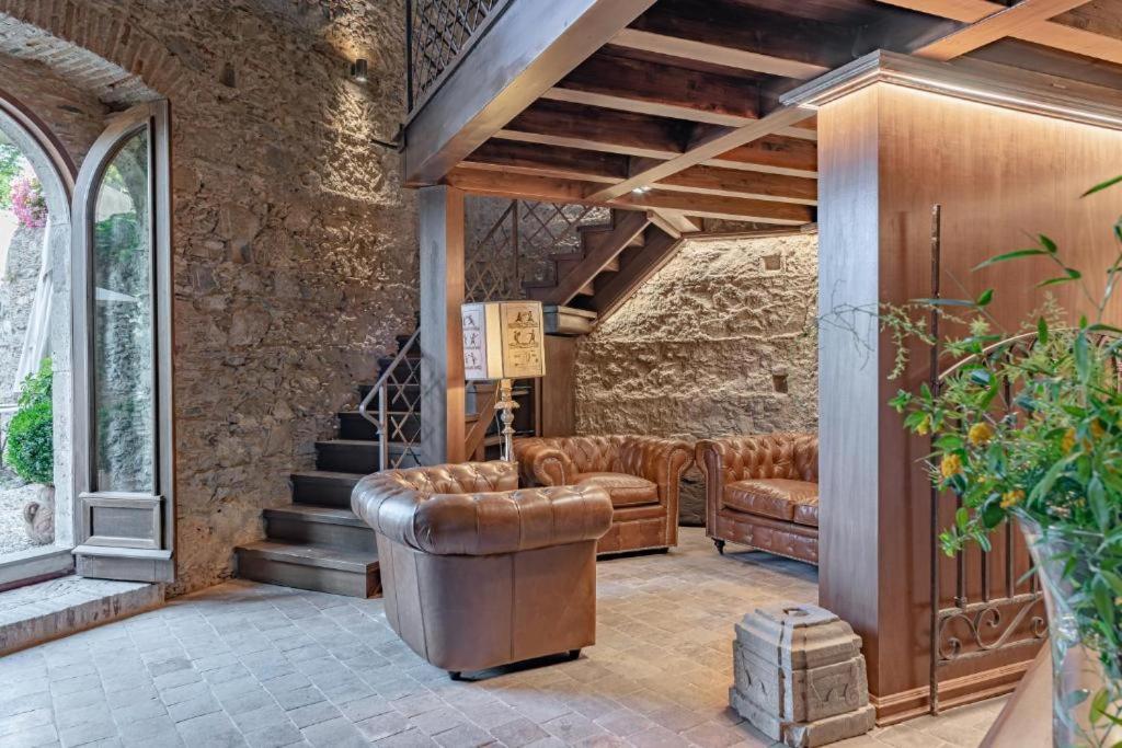 Bar Vitelli Charming suites Savoca Extérieur photo