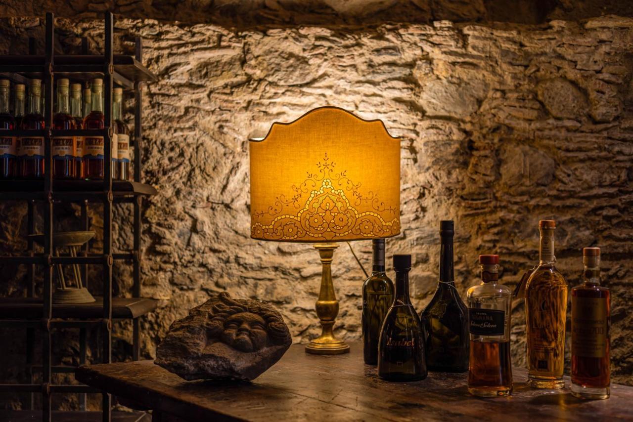 Bar Vitelli Charming suites Savoca Extérieur photo